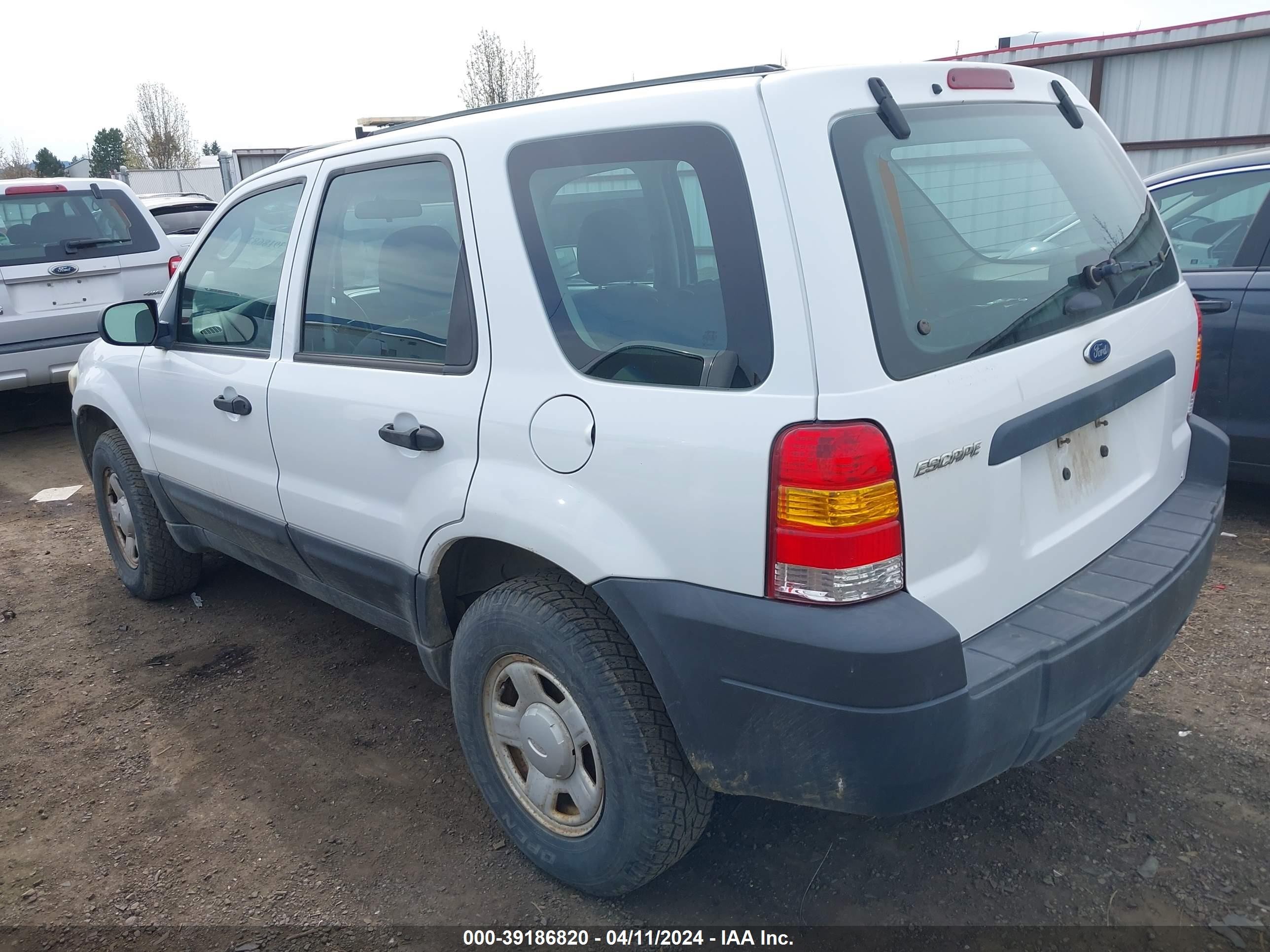 Photo 2 VIN: 1FMYU92Z56KC13297 - FORD ESCAPE 