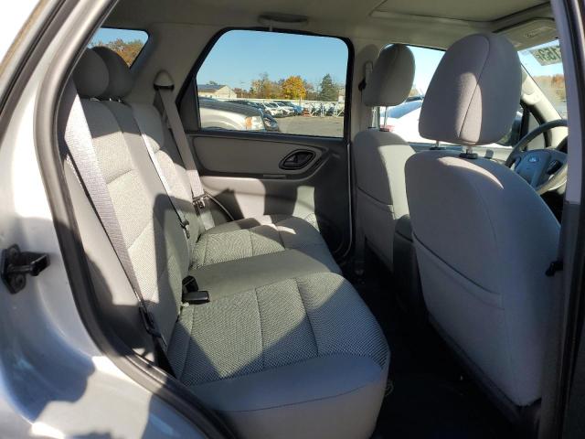 Photo 10 VIN: 1FMYU93105DA17151 - FORD ESCAPE 