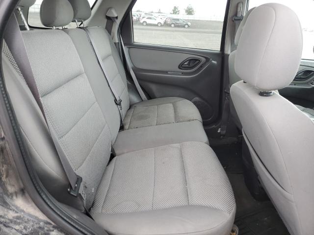 Photo 10 VIN: 1FMYU93105KA67057 - FORD ESCAPE 