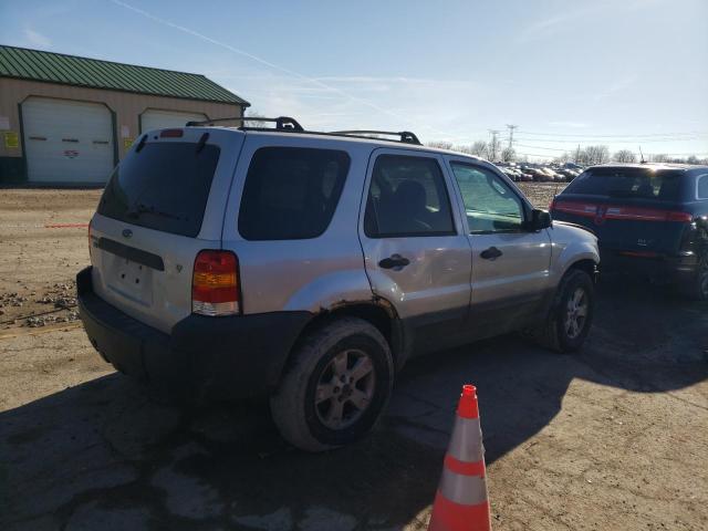 Photo 2 VIN: 1FMYU93105KE31848 - FORD ESCAPE 