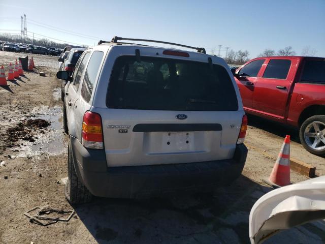 Photo 5 VIN: 1FMYU93105KE31848 - FORD ESCAPE 