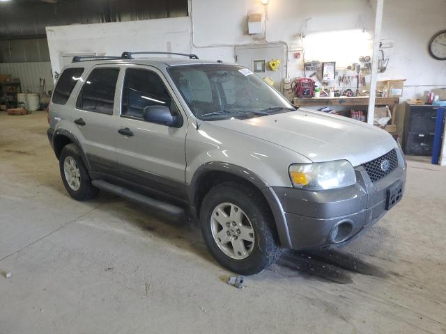 Photo 3 VIN: 1FMYU93106KC23986 - FORD ESCAPE 