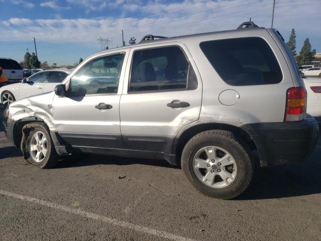 Photo 1 VIN: 1FMYU93115KE08000 - FORD ESCAPE 