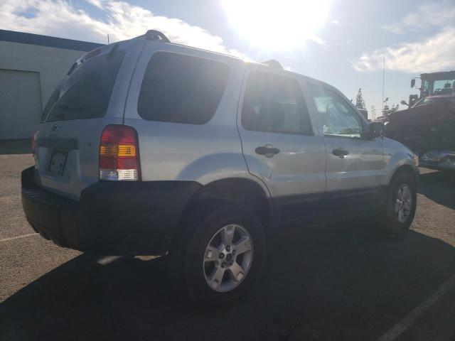 Photo 2 VIN: 1FMYU93115KE08000 - FORD ESCAPE 