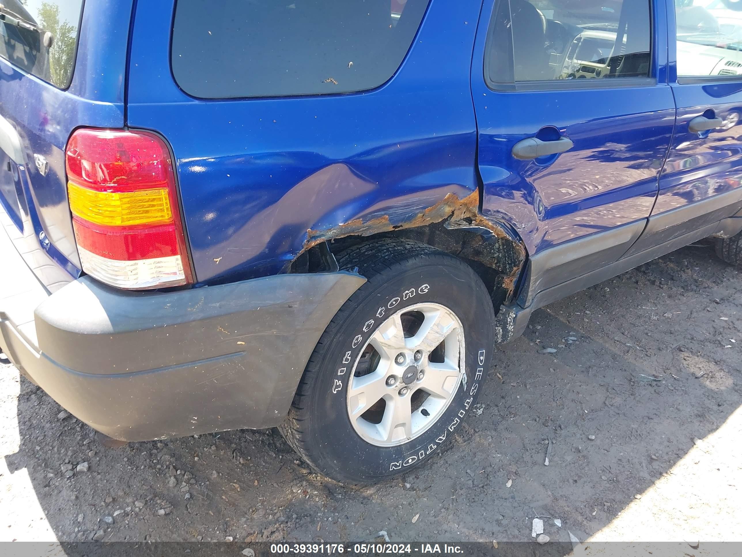 Photo 5 VIN: 1FMYU93116KB08975 - FORD ESCAPE 