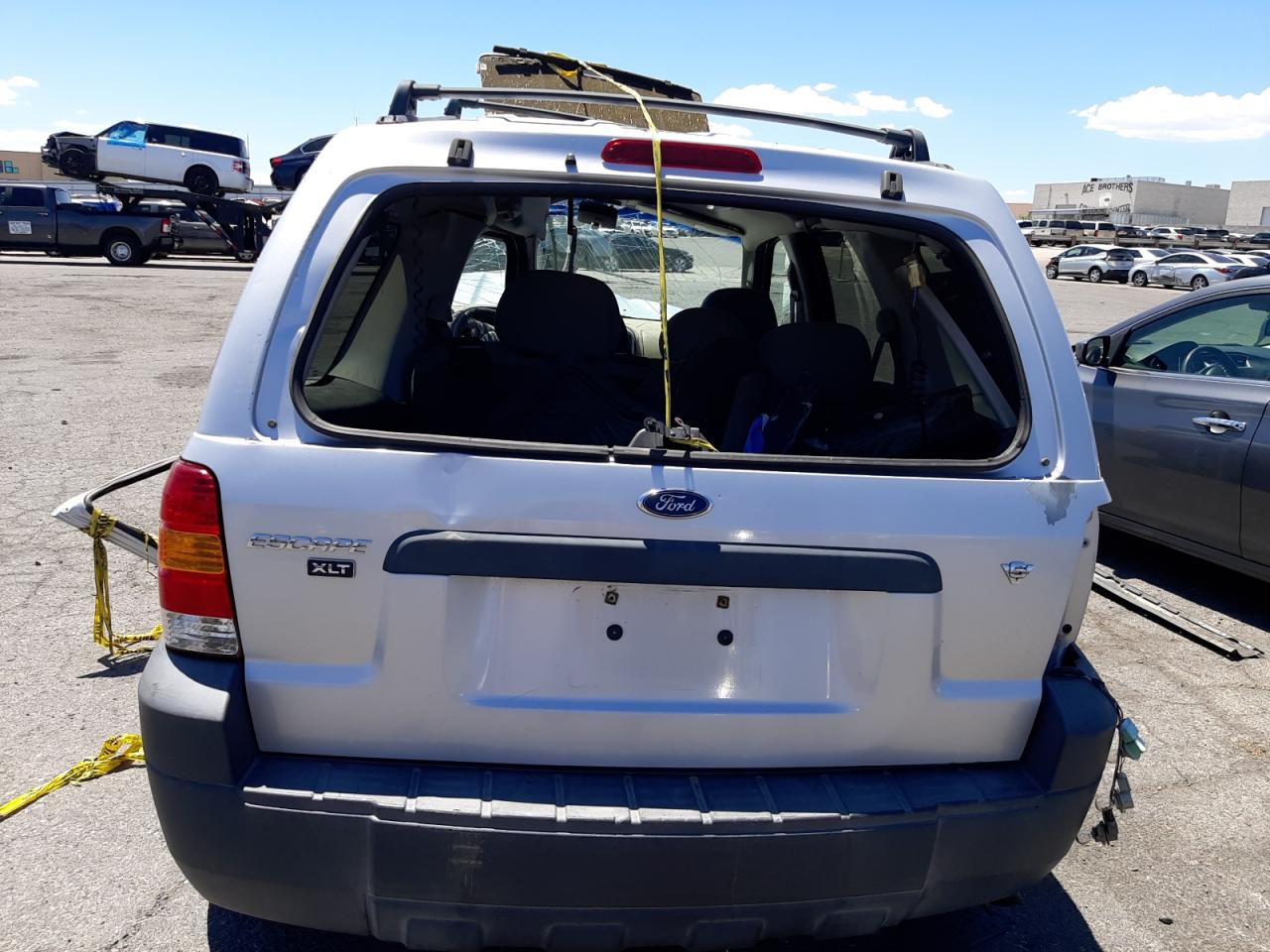 Photo 5 VIN: 1FMYU93117KA28996 - FORD ESCAPE 