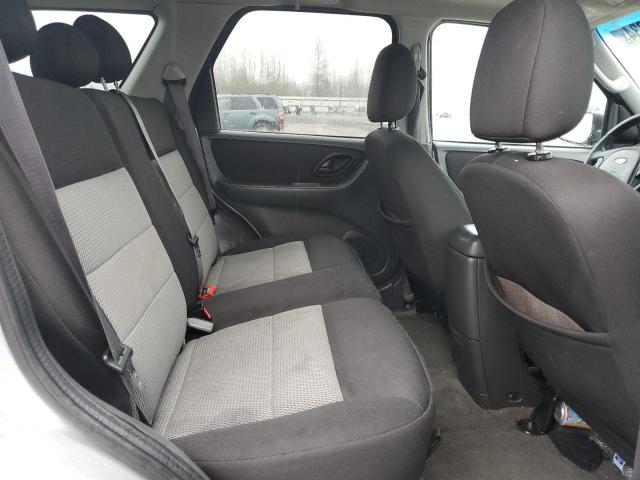 Photo 10 VIN: 1FMYU93117KA54398 - FORD ESCAPE 