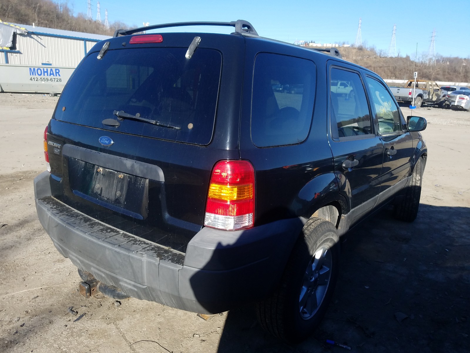 Photo 3 VIN: 1FMYU93125DA12341 - FORD ESCAPE XLT 