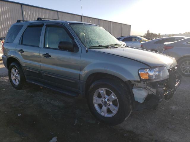 Photo 3 VIN: 1FMYU93125KA20449 - FORD ESCAPE 