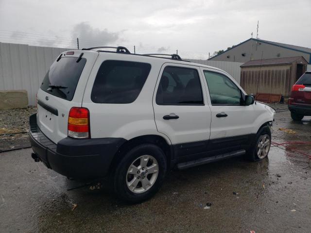 Photo 2 VIN: 1FMYU93126KA77901 - FORD ESCAPE 