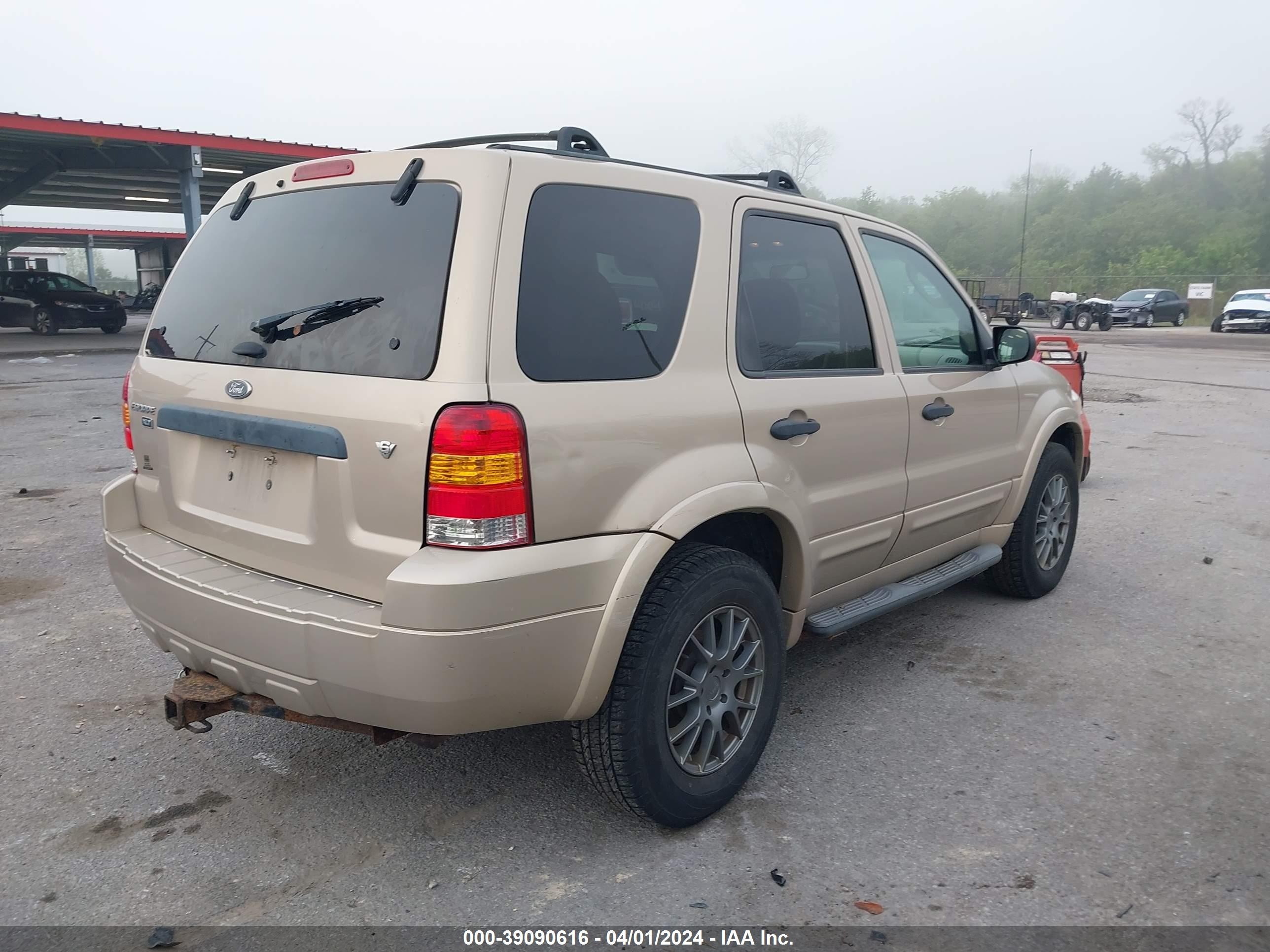 Photo 3 VIN: 1FMYU93127KA30532 - FORD ESCAPE 