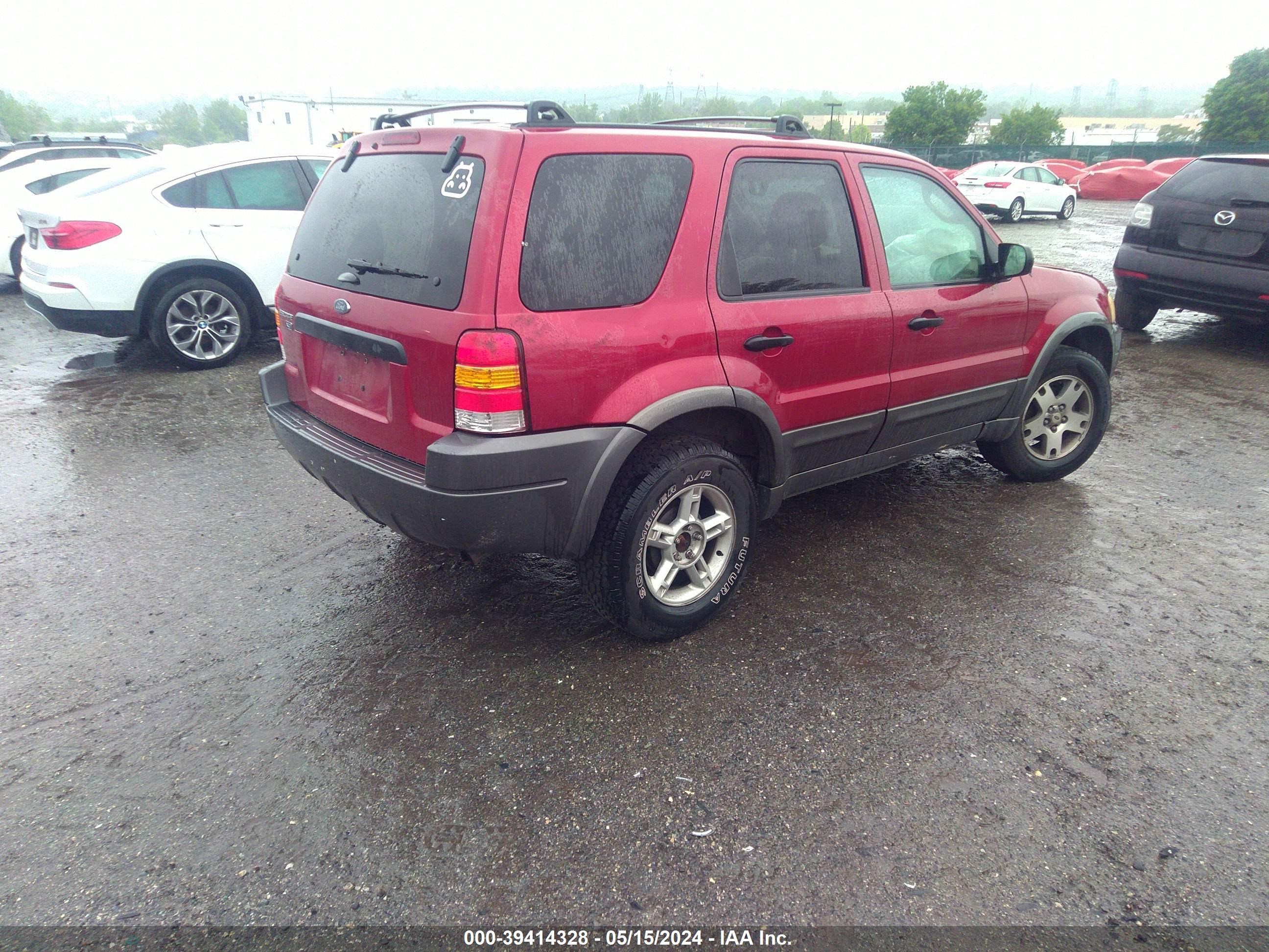 Photo 3 VIN: 1FMYU93134KA63566 - FORD ESCAPE 