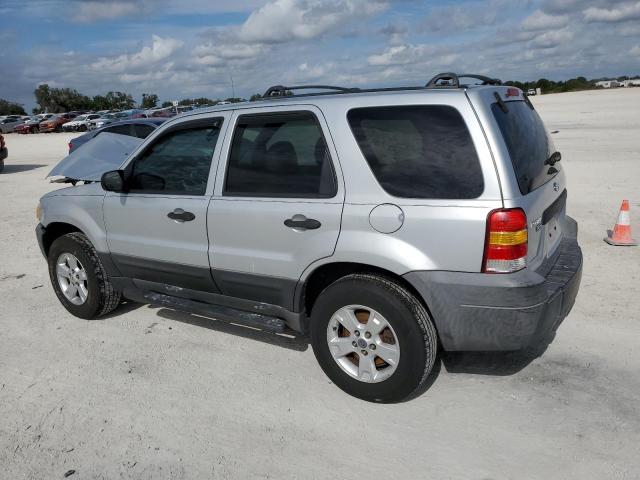 Photo 1 VIN: 1FMYU93135DA11604 - FORD ESCAPE 