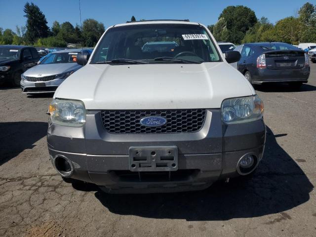 Photo 4 VIN: 1FMYU93135KA59180 - FORD ESCAPE XLT 