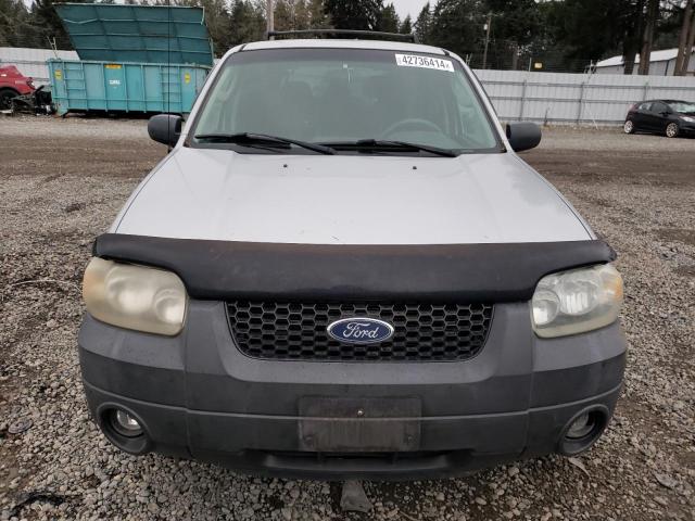 Photo 4 VIN: 1FMYU93135KD12336 - FORD ESCAPE 