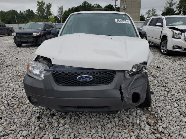 Photo 4 VIN: 1FMYU93136KC12769 - FORD ESCAPE XLT 