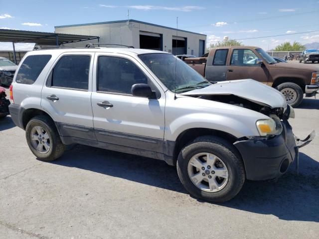 Photo 3 VIN: 1FMYU93136KC42354 - FORD ESCAPE 