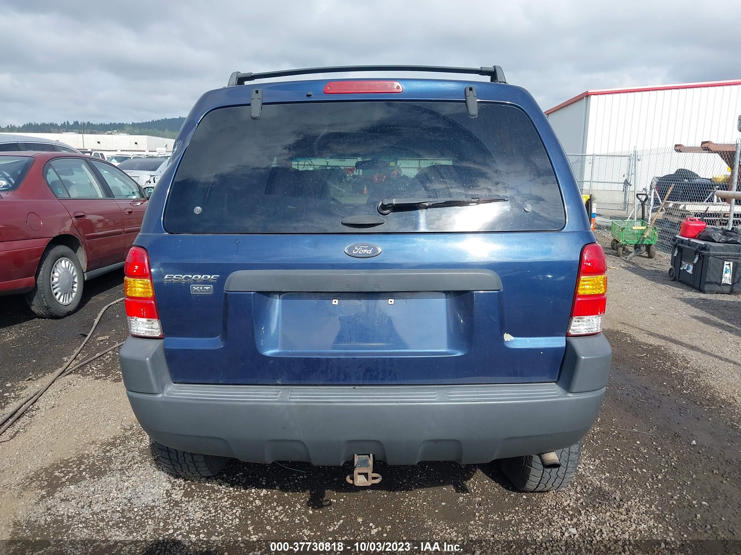 Photo 15 VIN: 1FMYU93153KA32723 - FORD ESCAPE 