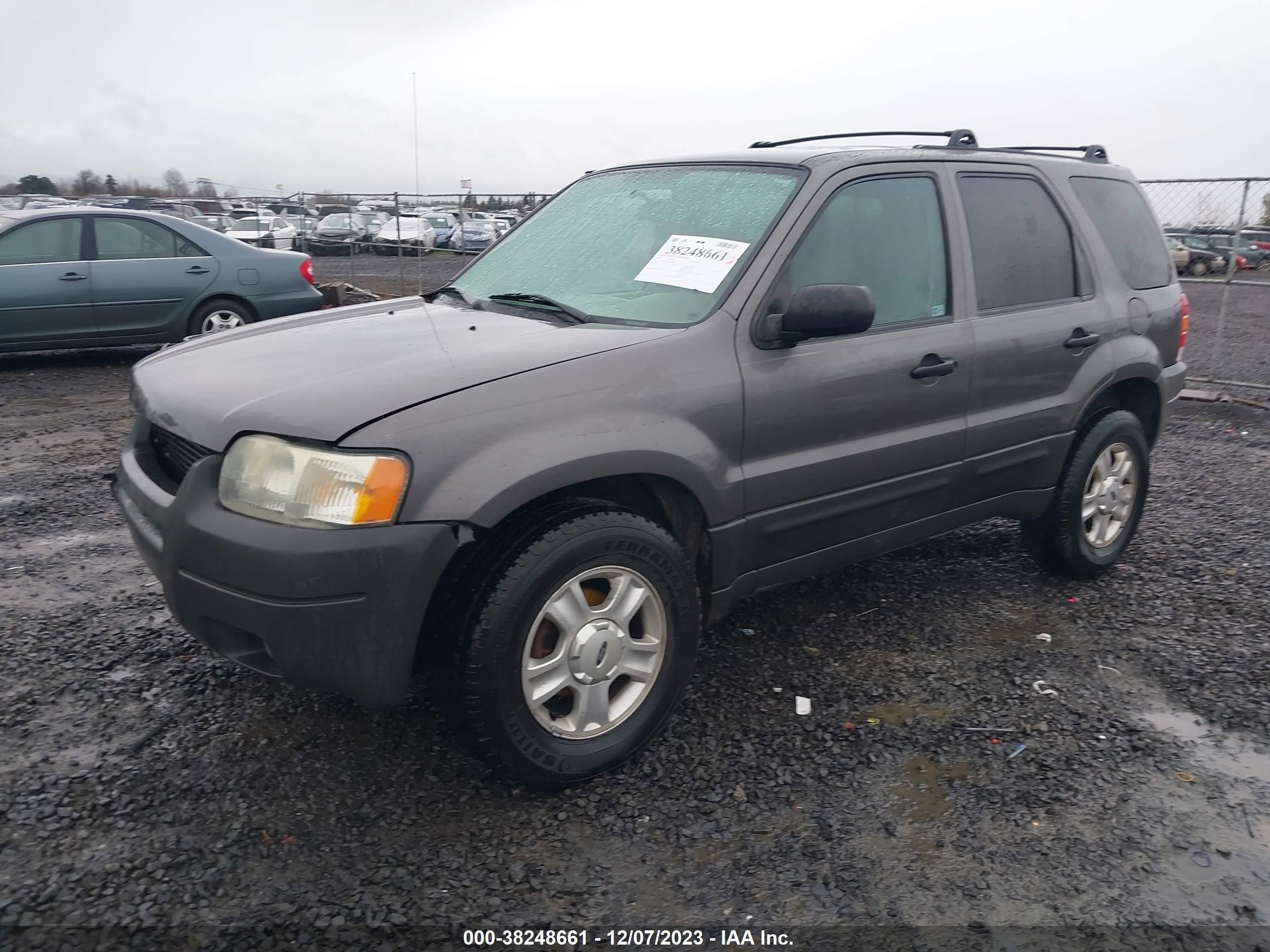 Photo 1 VIN: 1FMYU93153KD77279 - FORD ESCAPE 