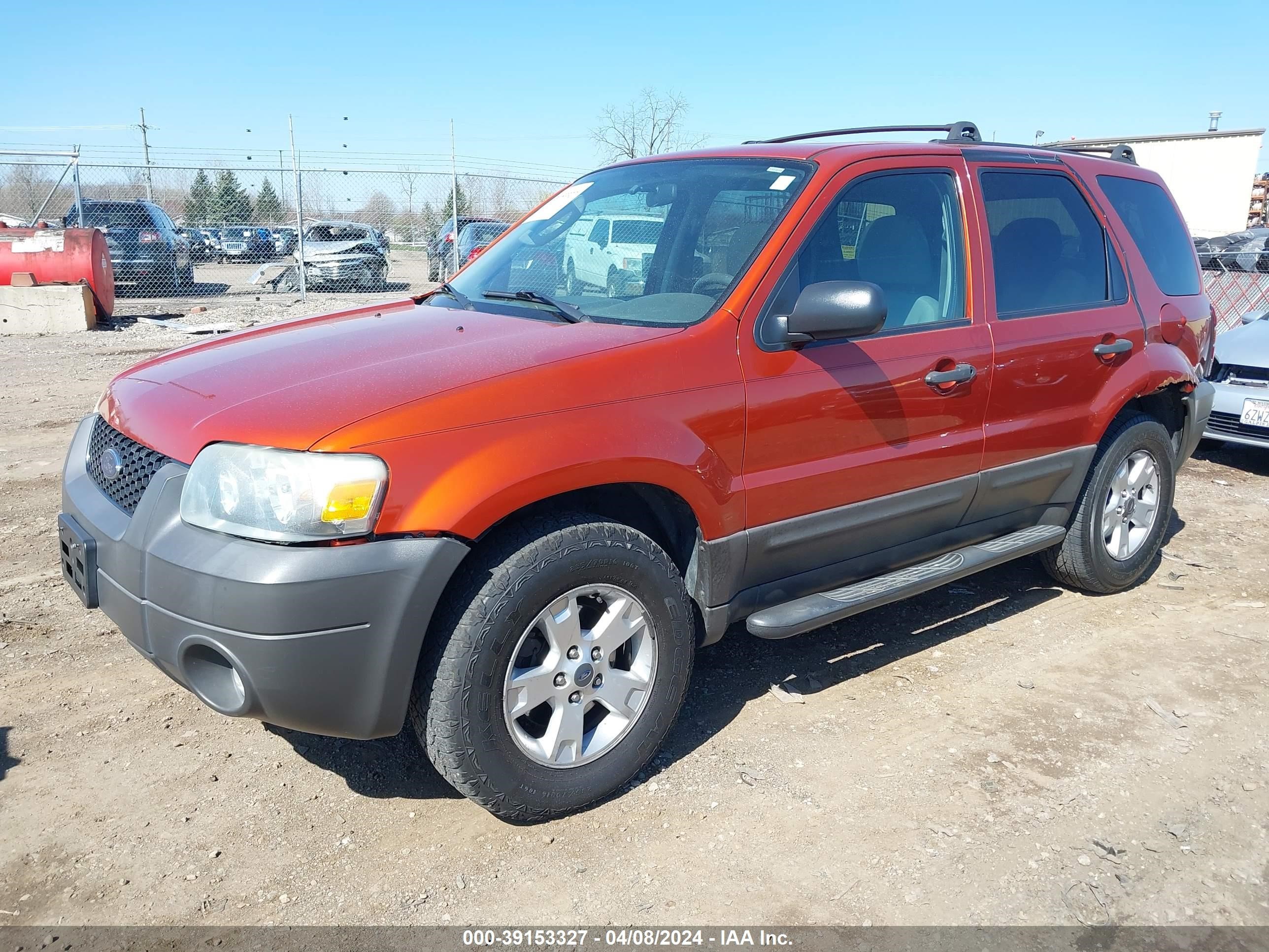 Photo 1 VIN: 1FMYU93157KA60513 - FORD ESCAPE 