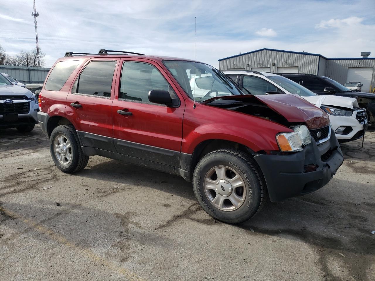 Photo 3 VIN: 1FMYU93164KA47183 - FORD ESCAPE 