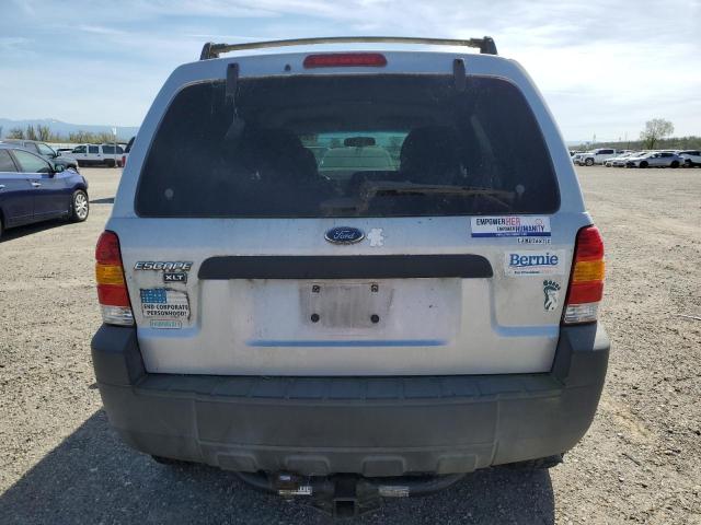 Photo 5 VIN: 1FMYU93165KA06022 - FORD ESCAPE 