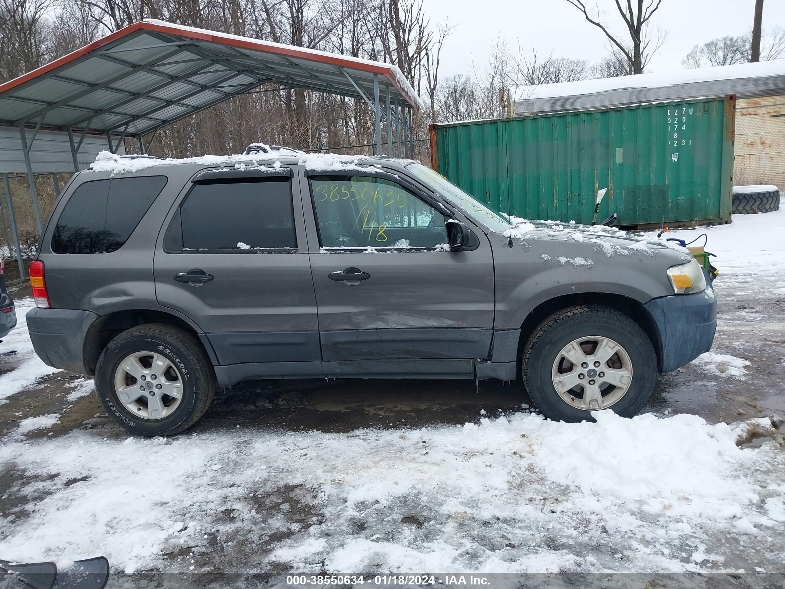 Photo 11 VIN: 1FMYU93175DA07992 - FORD ESCAPE 