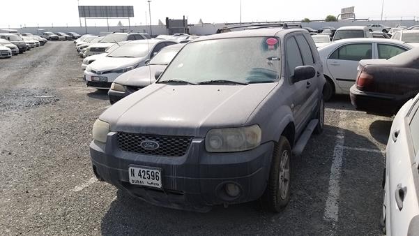 Photo 4 VIN: 1FMYU93176KA26913 - FORD ESCAPE 