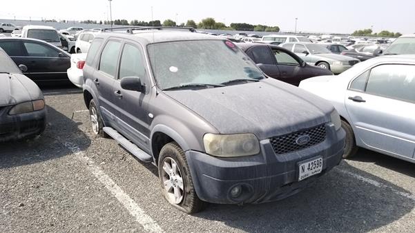 Photo 8 VIN: 1FMYU93176KA26913 - FORD ESCAPE 