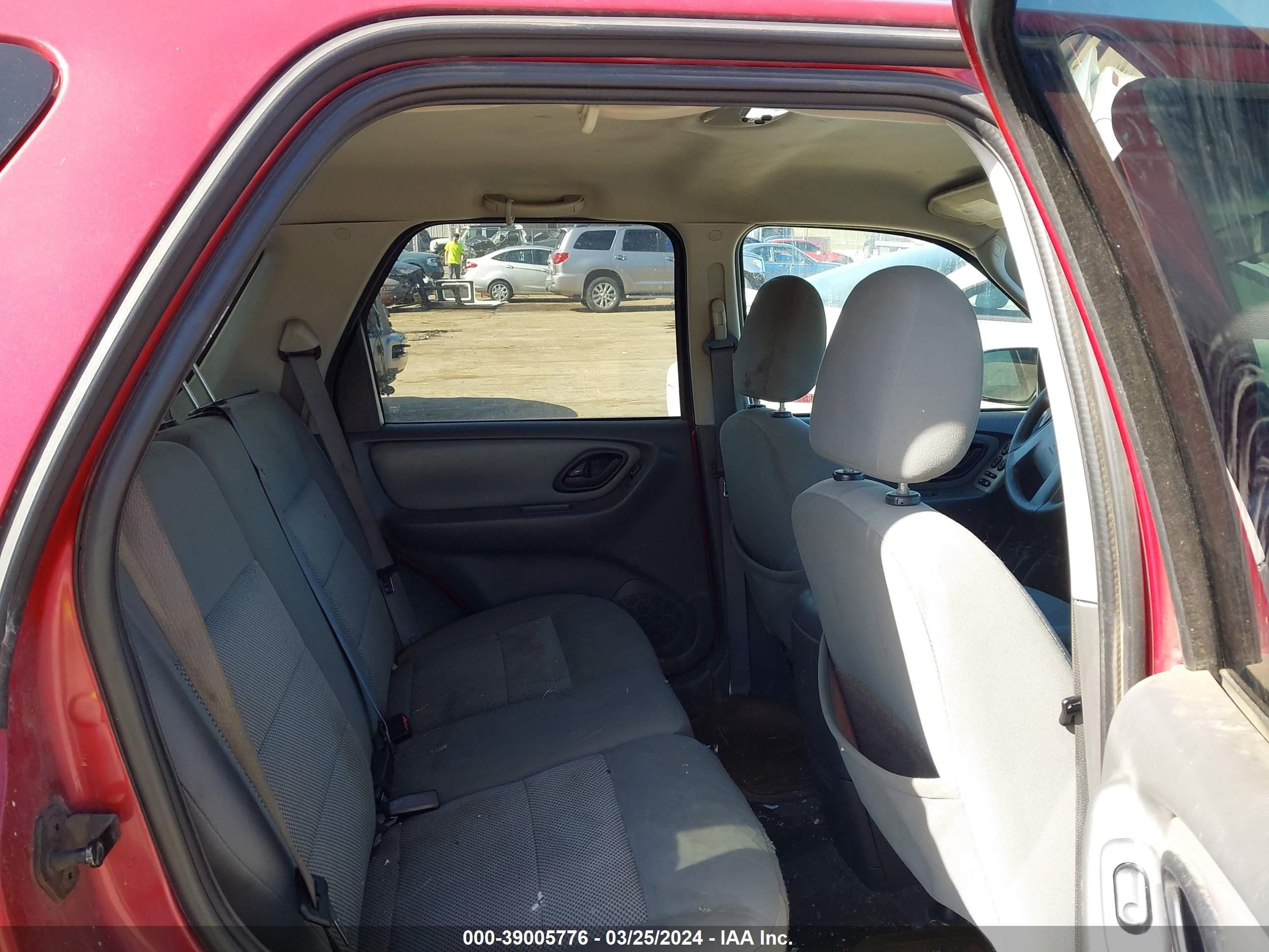 Photo 7 VIN: 1FMYU93176KB65603 - FORD ESCAPE 