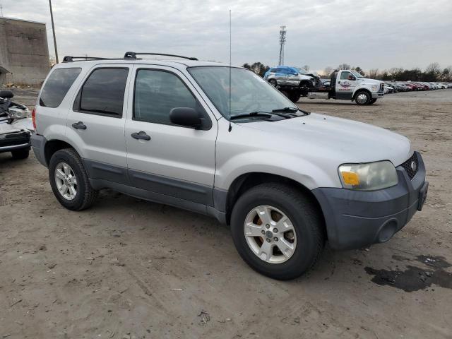 Photo 3 VIN: 1FMYU93176KD09540 - FORD ESCAPE 