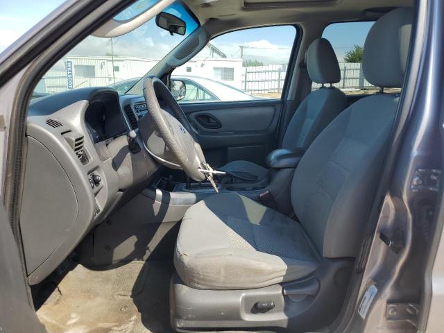 Photo 6 VIN: 1FMYU93177KA84974 - FORD ESCAPE XLT 