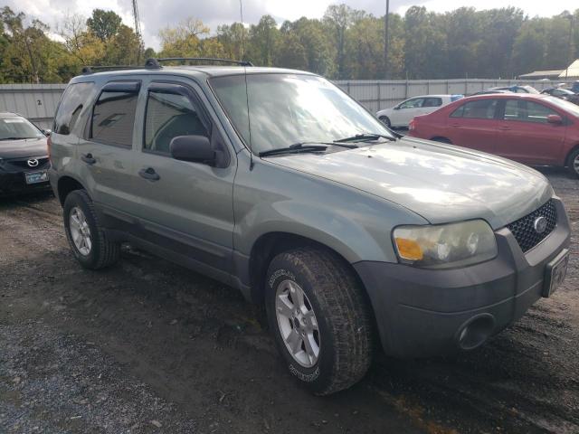 Photo 3 VIN: 1FMYU93177KB07427 - FORD ESCAPE XLT 