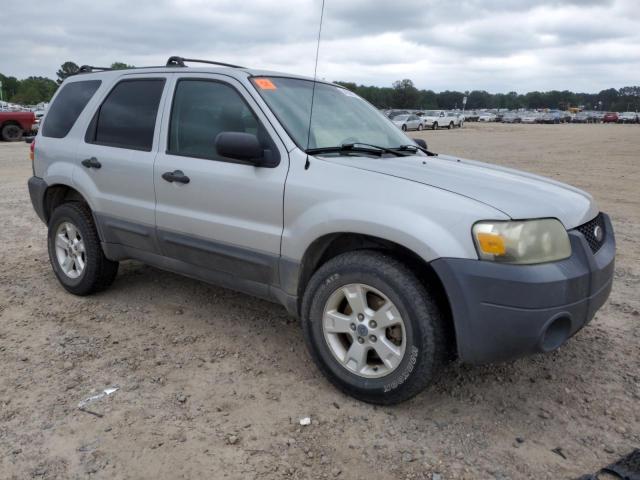 Photo 3 VIN: 1FMYU93186KA96579 - FORD ESCAPE 