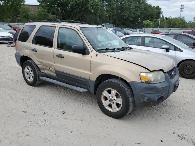 Photo 3 VIN: 1FMYU93187KA04792 - FORD ESCAPE 