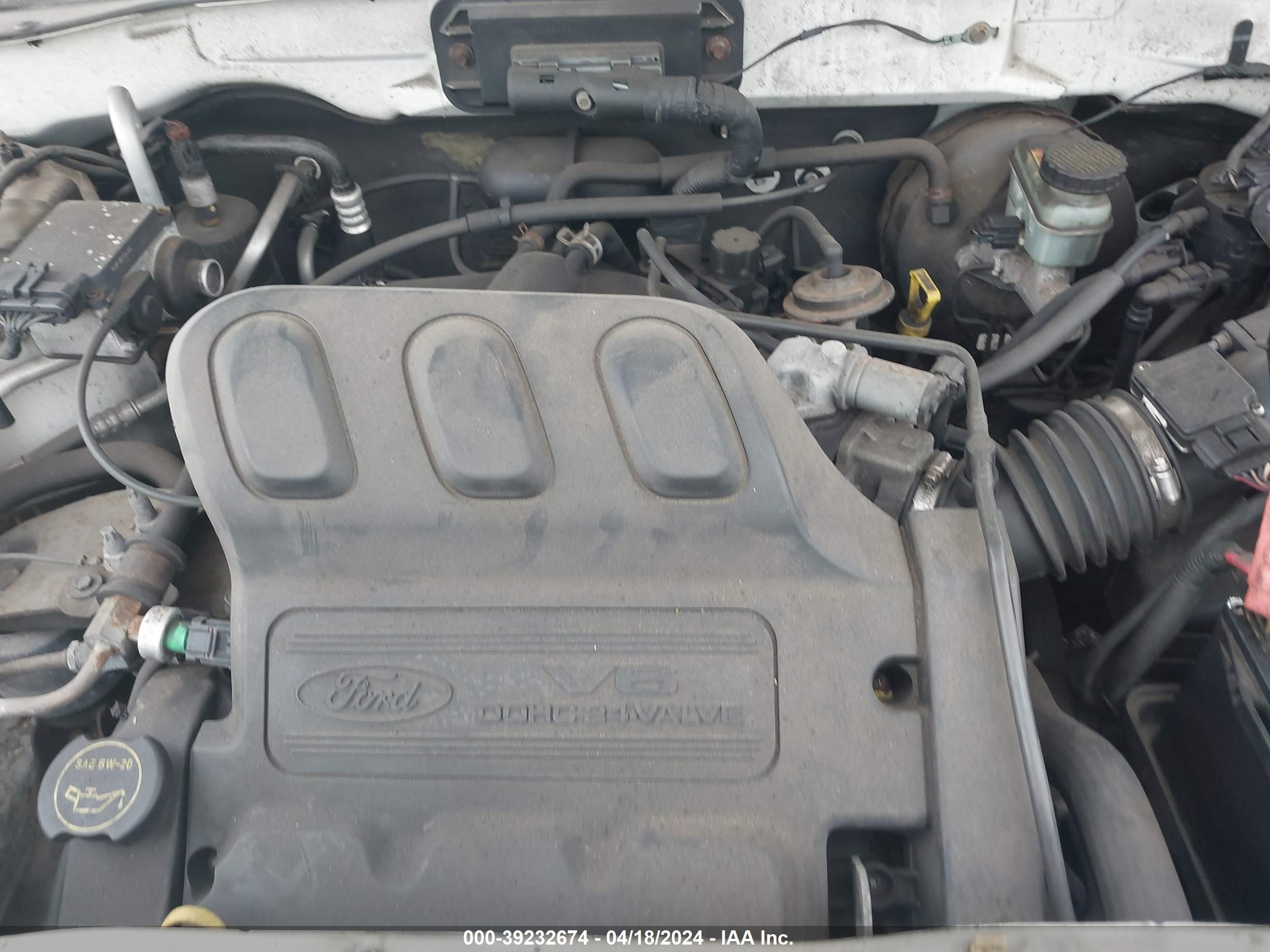 Photo 9 VIN: 1FMYU93193KD10684 - FORD ESCAPE 