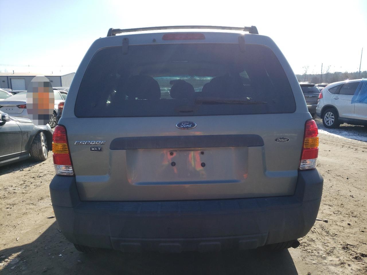 Photo 5 VIN: 1FMYU93Z35KD15856 - FORD ESCAPE 