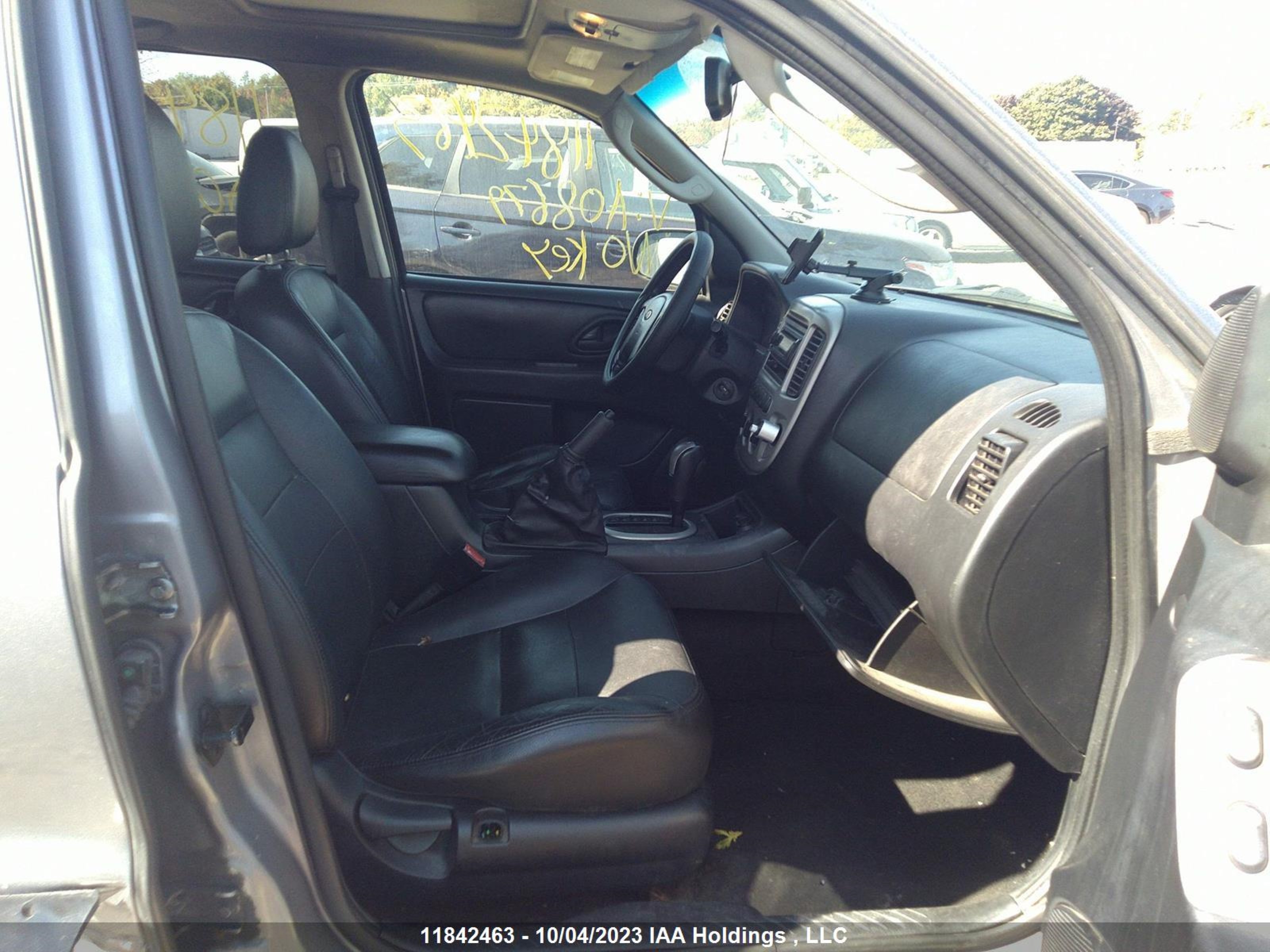 Photo 4 VIN: 1FMYU94117KA08679 - FORD ESCAPE 