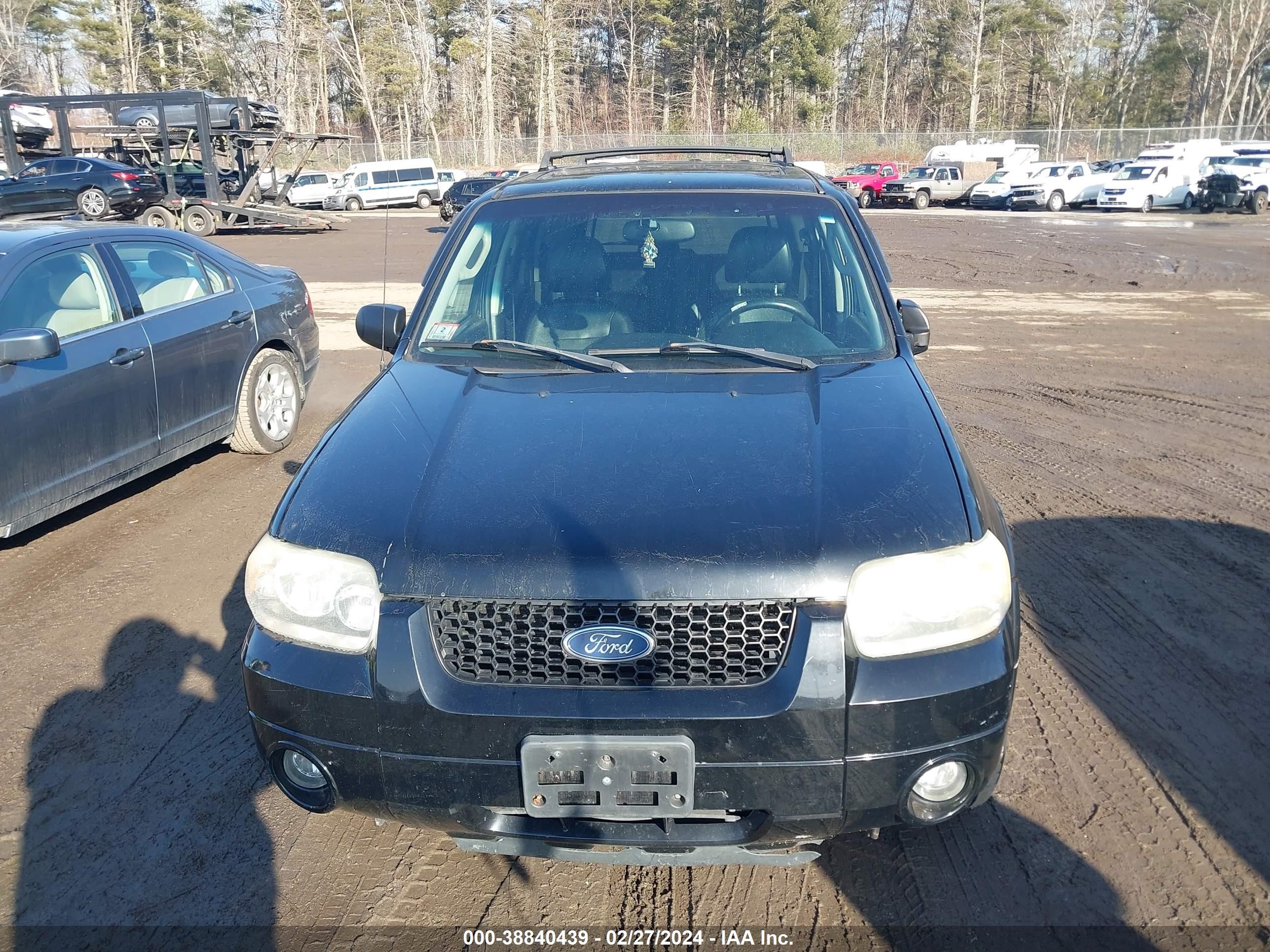 Photo 12 VIN: 1FMYU94145KA51863 - FORD ESCAPE 