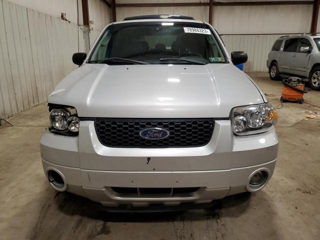 Photo 4 VIN: 1FMYU94155KA61303 - FORD ESCAPE LIM 