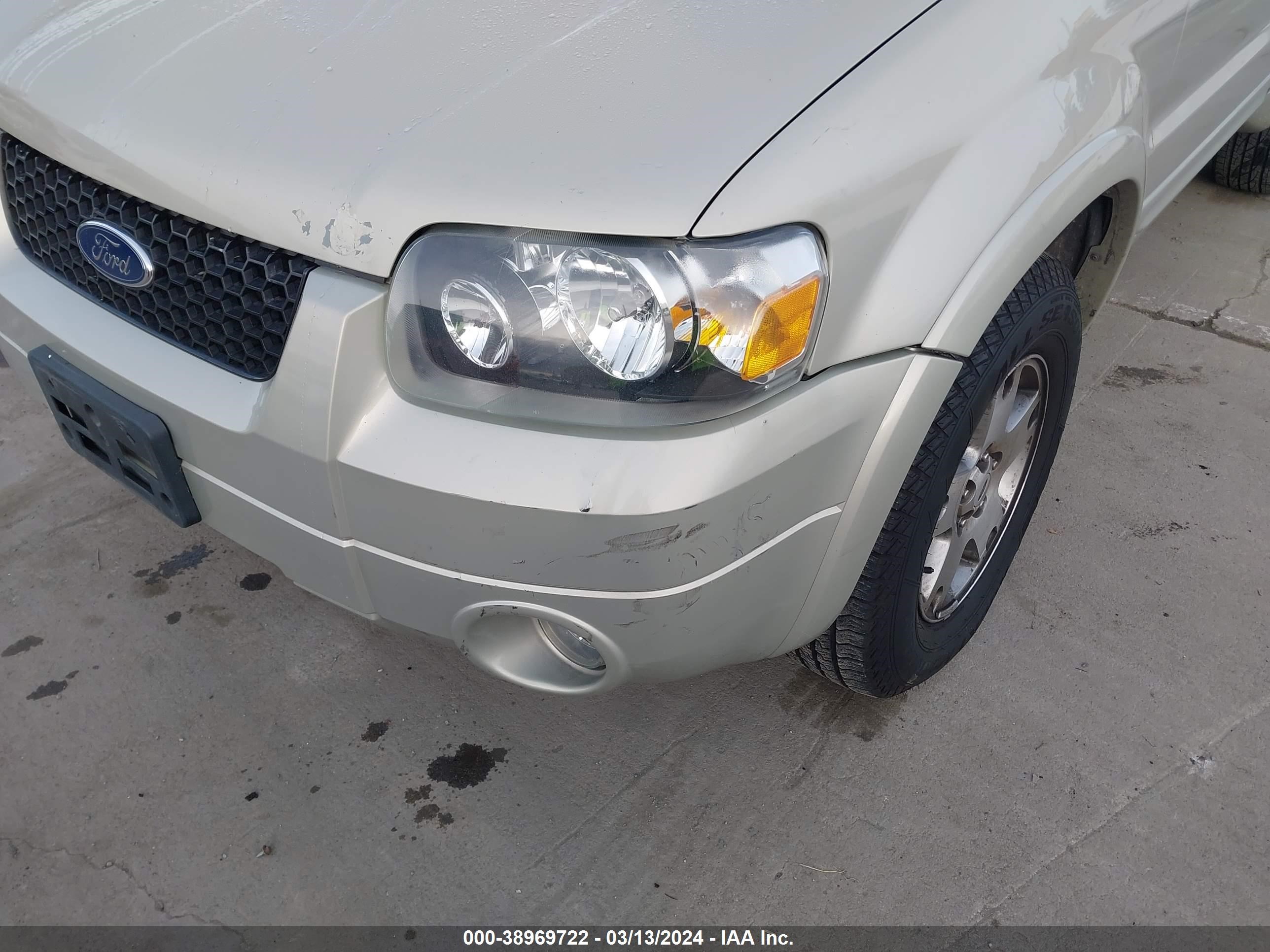 Photo 5 VIN: 1FMYU94165KA28259 - FORD ESCAPE 