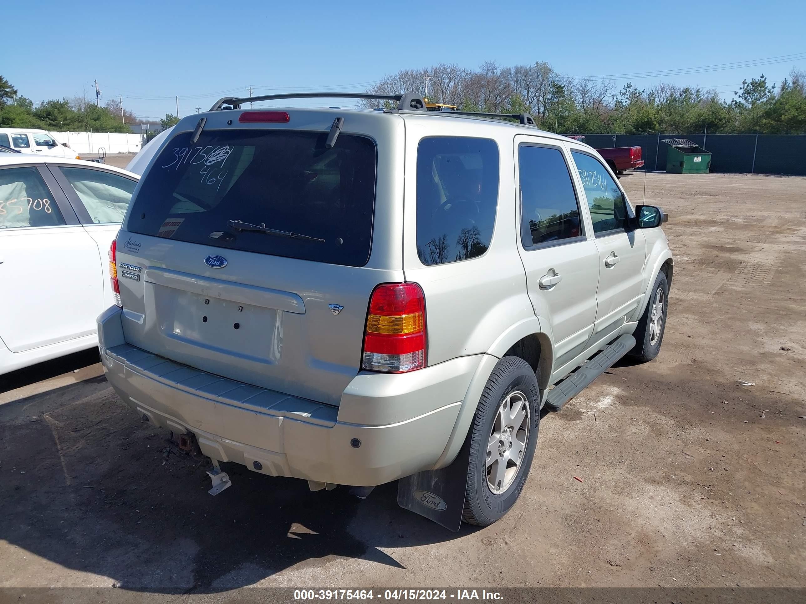 Photo 3 VIN: 1FMYU94175KD99396 - FORD ESCAPE 