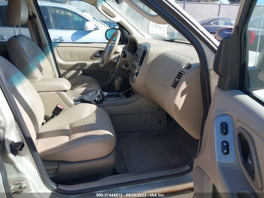 Photo 4 VIN: 1FMYU94185KA38937 - FORD ESCAPE 