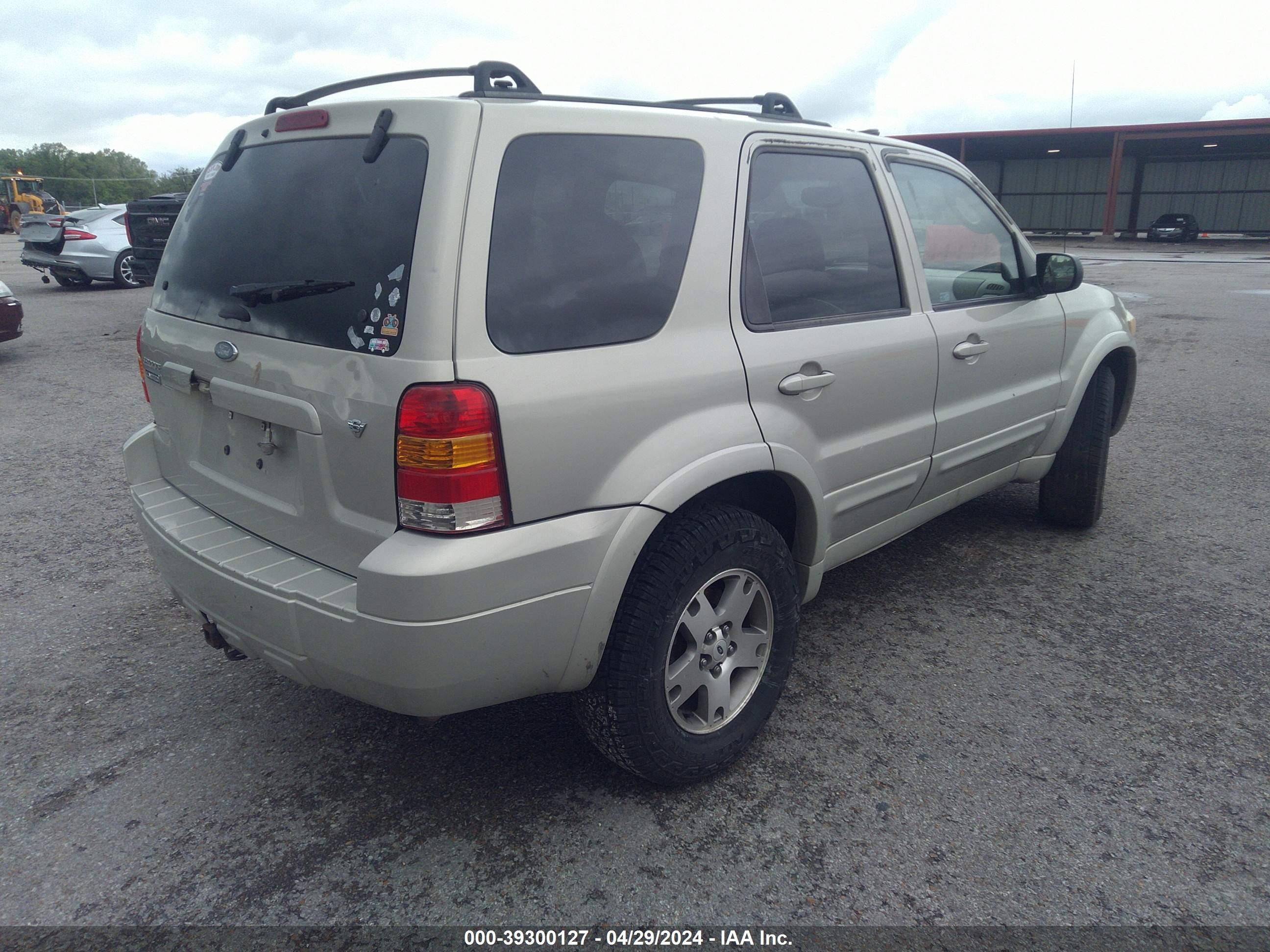 Photo 3 VIN: 1FMYU94195KB41039 - FORD ESCAPE 