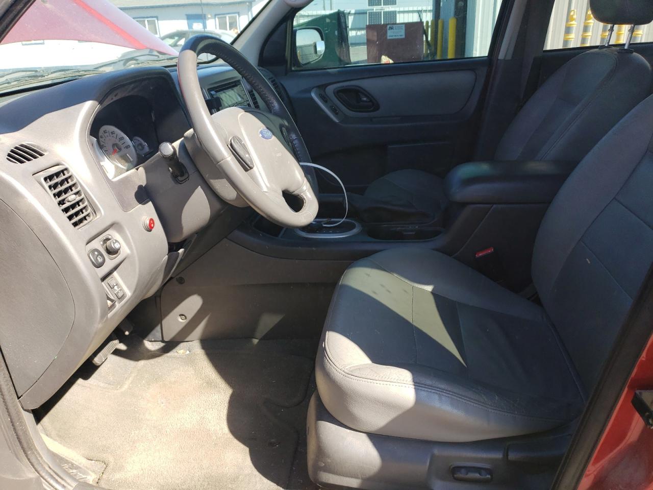 Photo 6 VIN: 1FMYU96H66KA88537 - FORD ESCAPE 