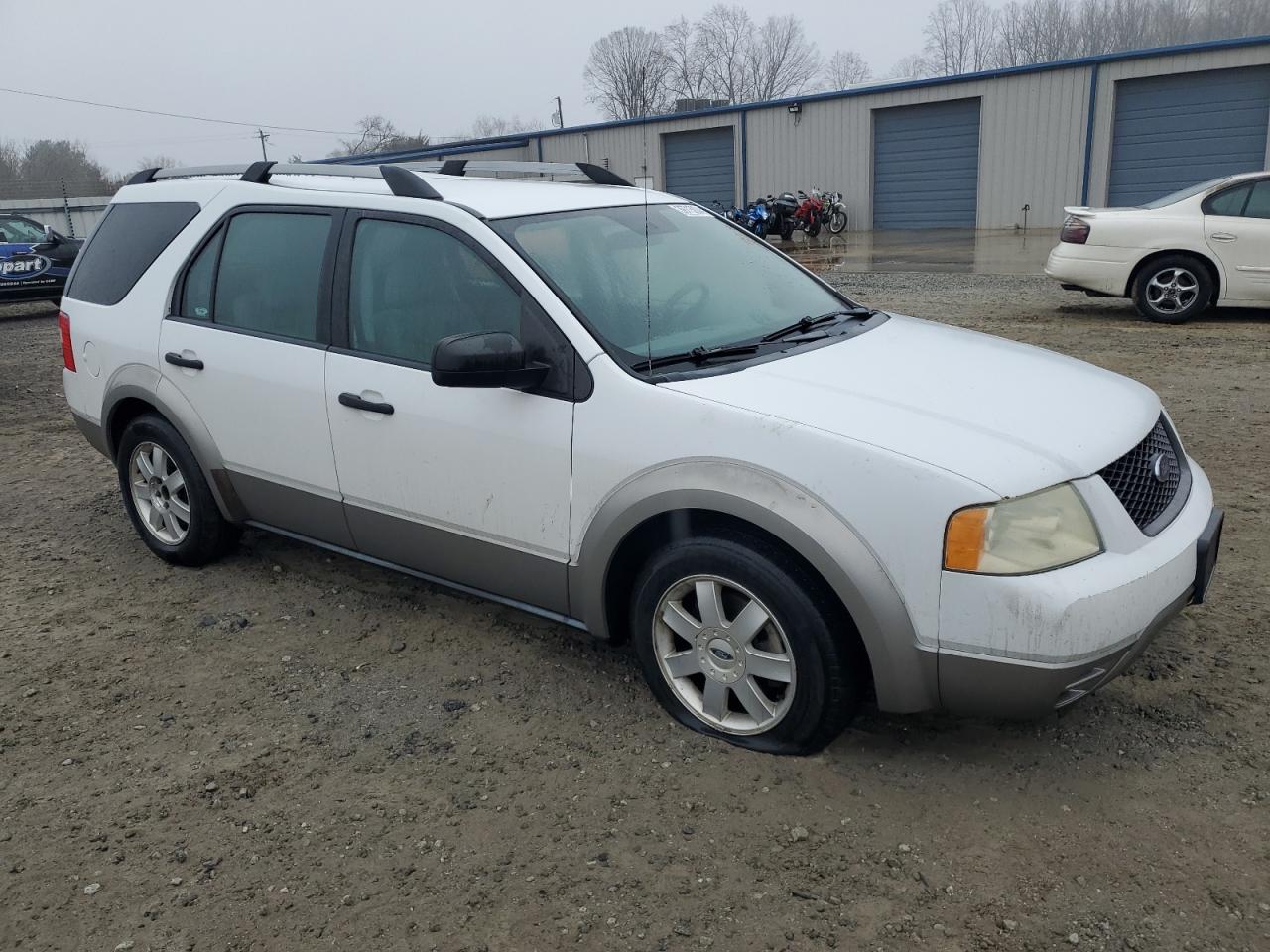 Photo 3 VIN: 1FMZK01185GA53838 - FORD FREESTYLE 