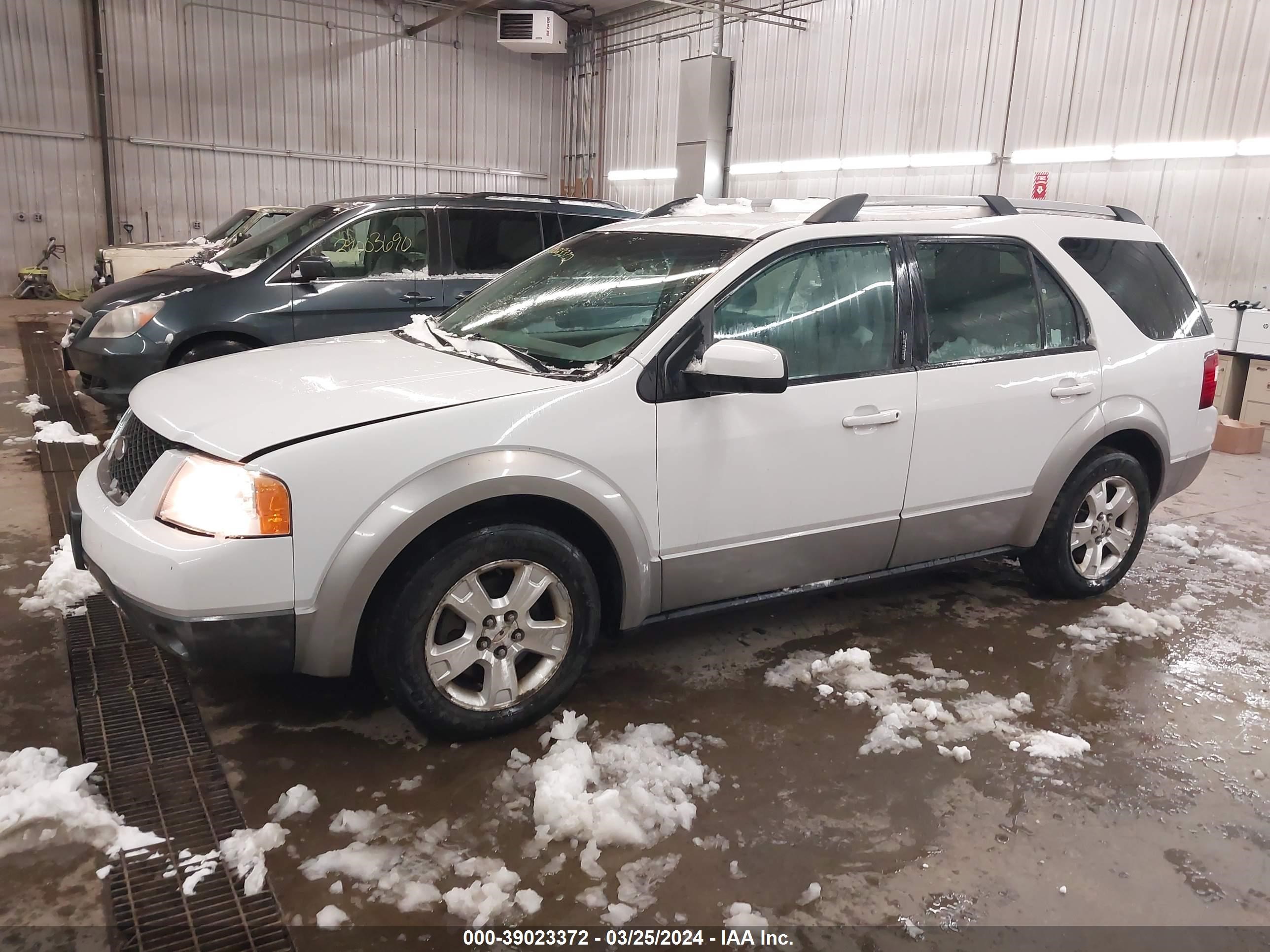 Photo 1 VIN: 1FMZK02115GA07671 - FORD FREESTYLE 