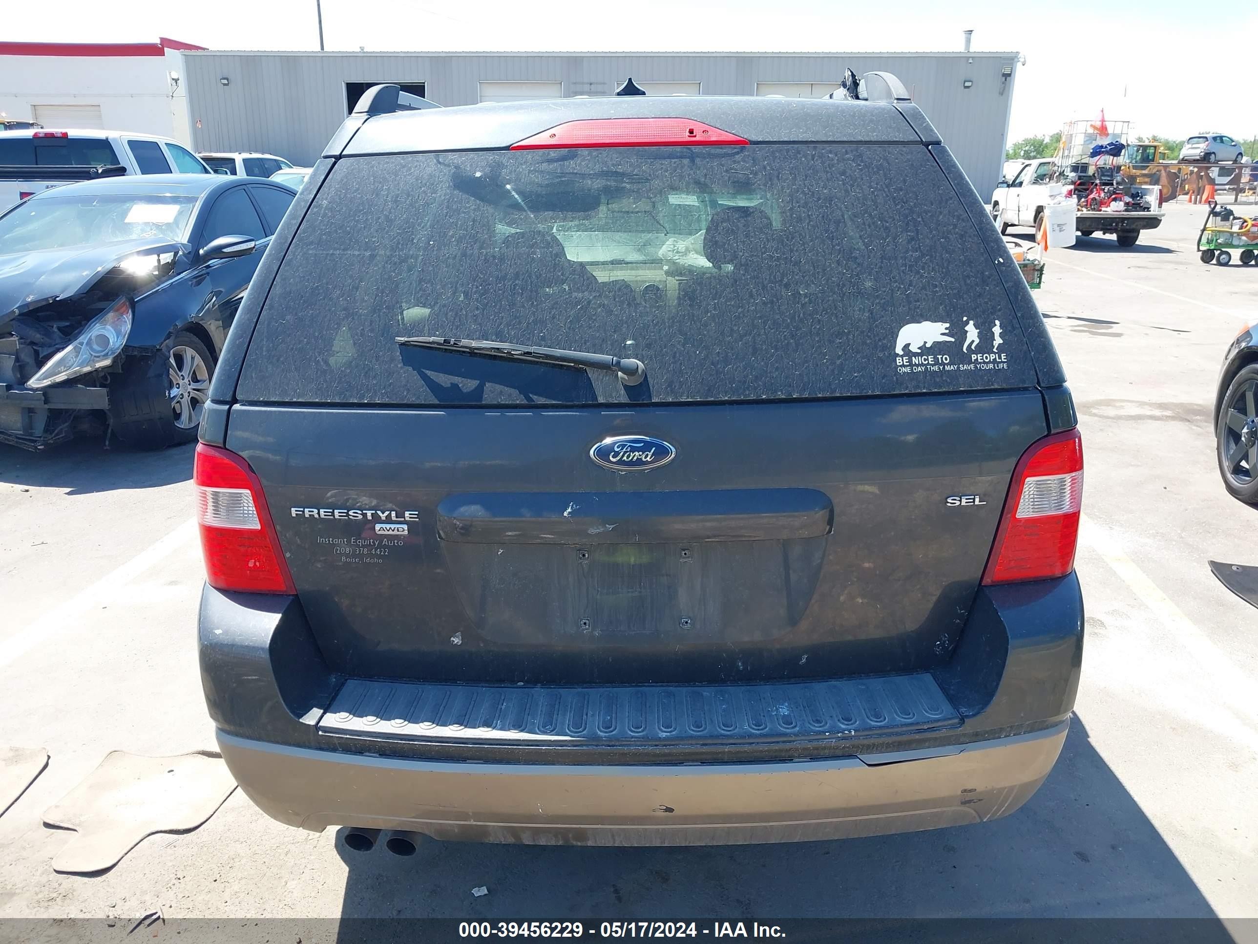 Photo 16 VIN: 1FMZK05187GA02708 - FORD FREESTYLE 