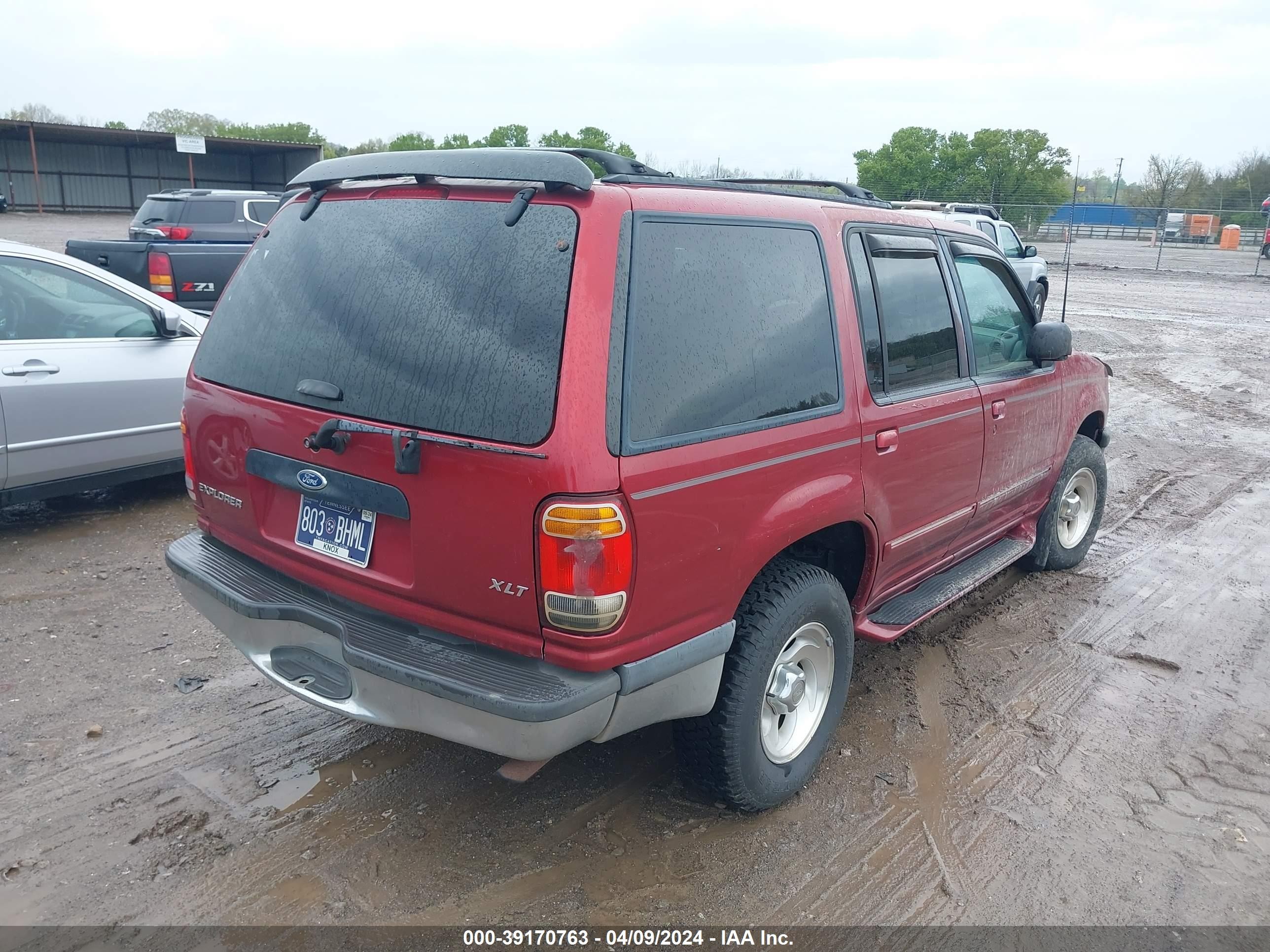 Photo 3 VIN: 1FMZU32E2WUA91422 - FORD EXPLORER 