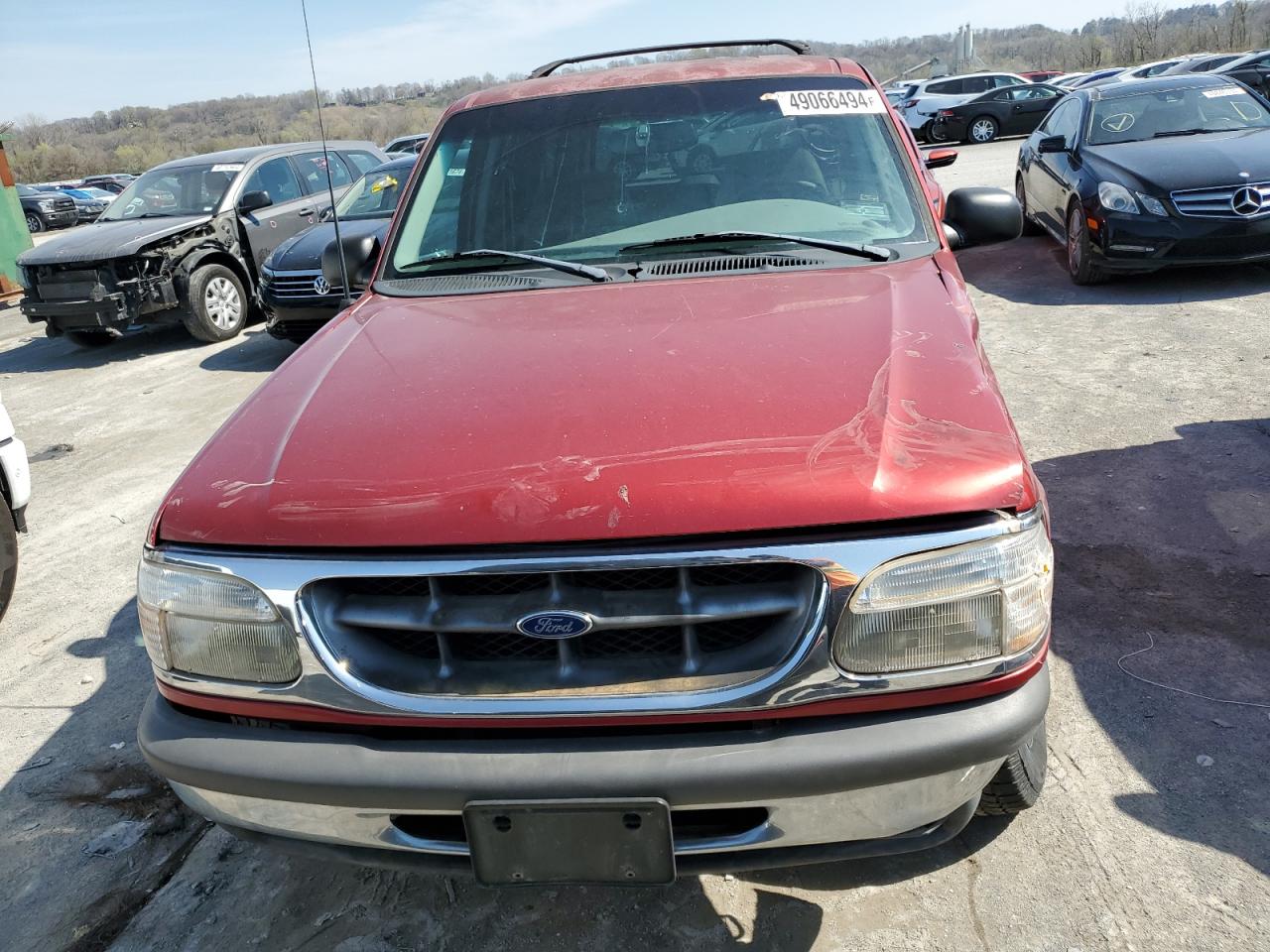 Photo 4 VIN: 1FMZU34E2WUA22291 - FORD EXPLORER 